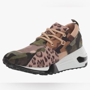 Women’s Steve Madden Leopard/Camo Sneaker, Size 10